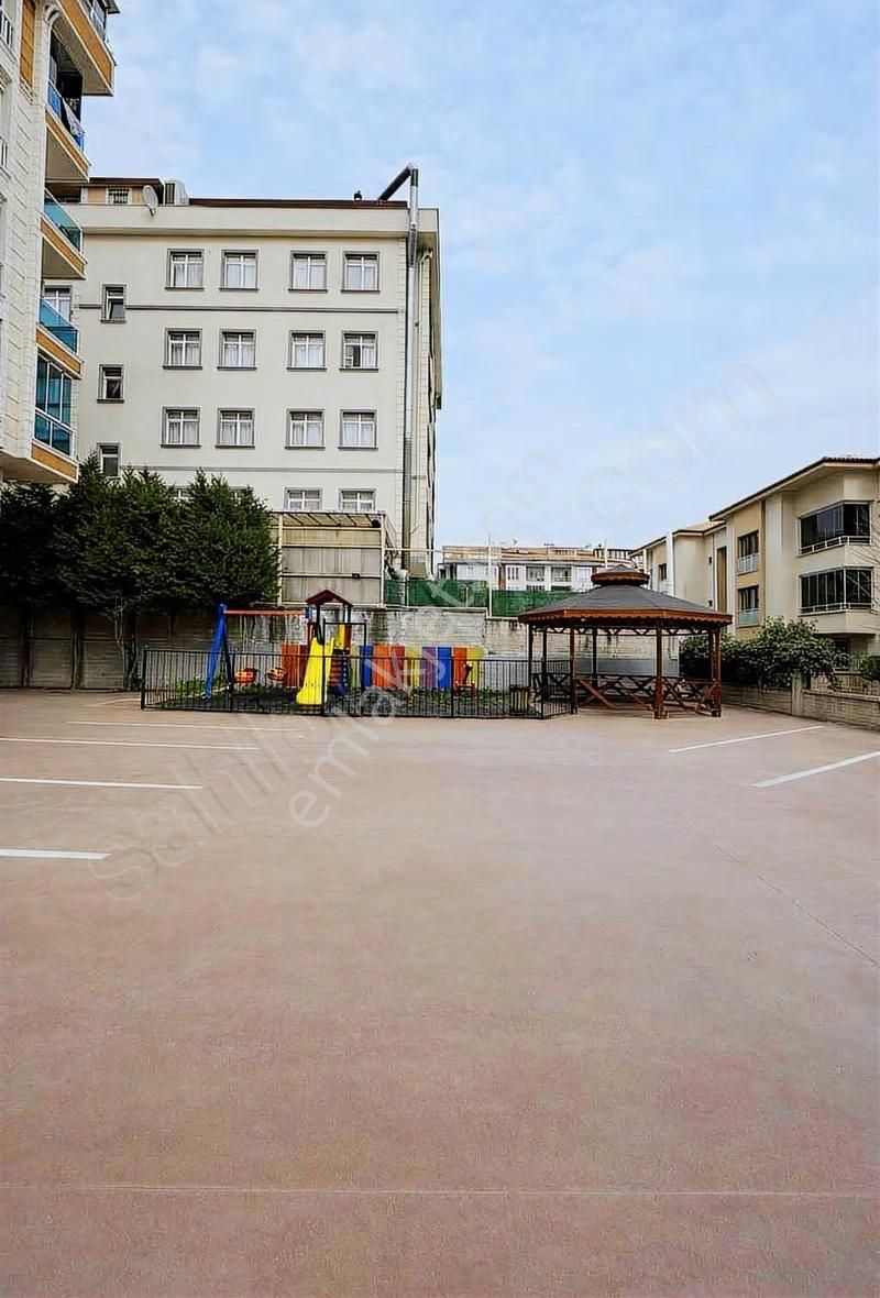 Gayrımenkulıst'ten Adnan Kahvecide Kısa Katlı Masrafsız Daire - Görsel 11