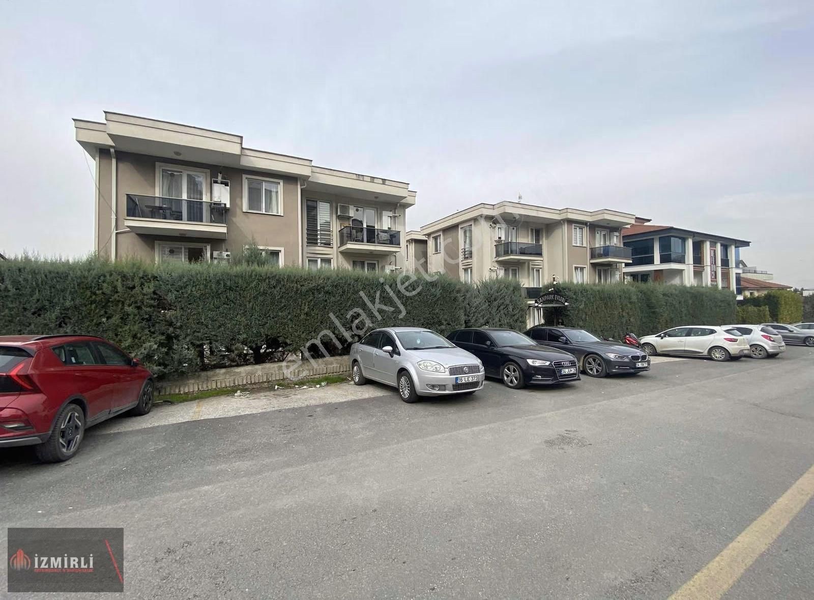 Mavi Durağa Yürüme Mesafesinde Kiralık Eşyasız 2+1 Daire - Görsel 12