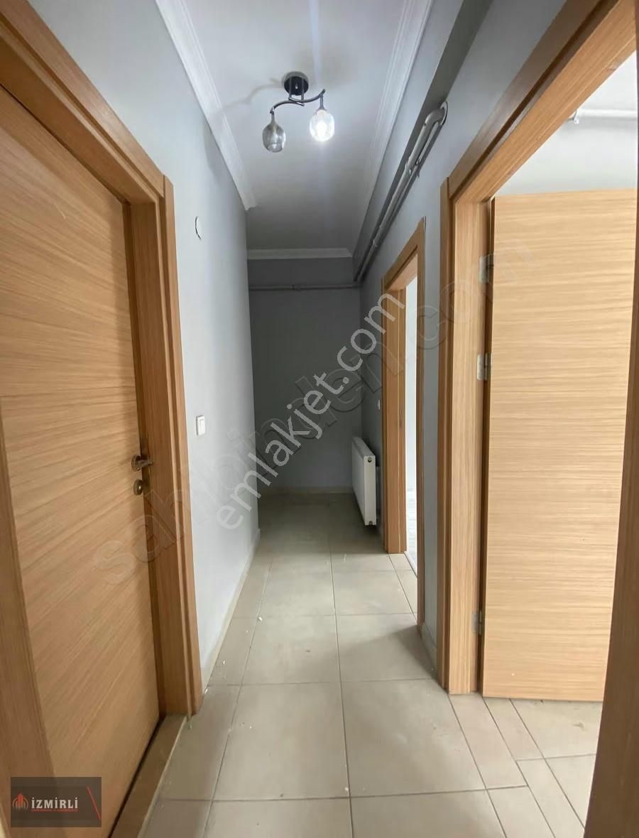 Mavi Durağa Yürüme Mesafesinde Kiralık Eşyasız 2+1 Daire - Görsel 7