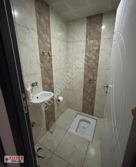 Kuzey Emlak'tan Yakacık'ta Merkezi Konumda 3+1 Satılık Daire - Görsel 3