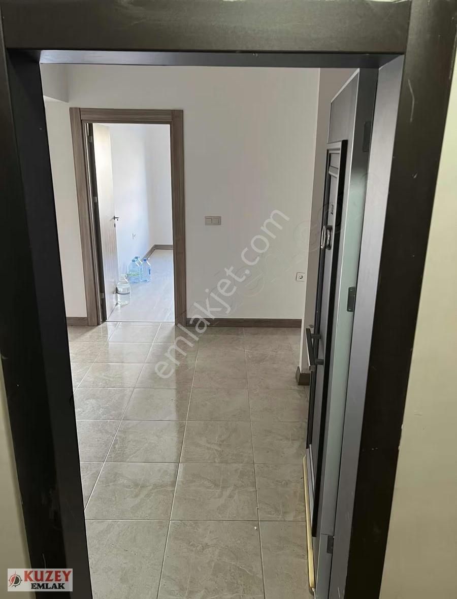 Kuzey Emlaktan Yakacık Tokide 3+1 Kiralık Daire - Görsel 3