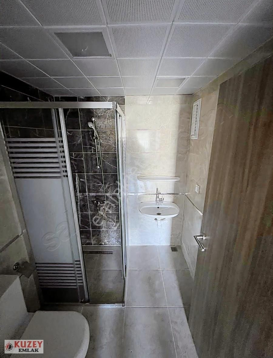 Kuzey Emlaktan Yakacık Tokide 3+1 Kiralık Daire - Görsel 7