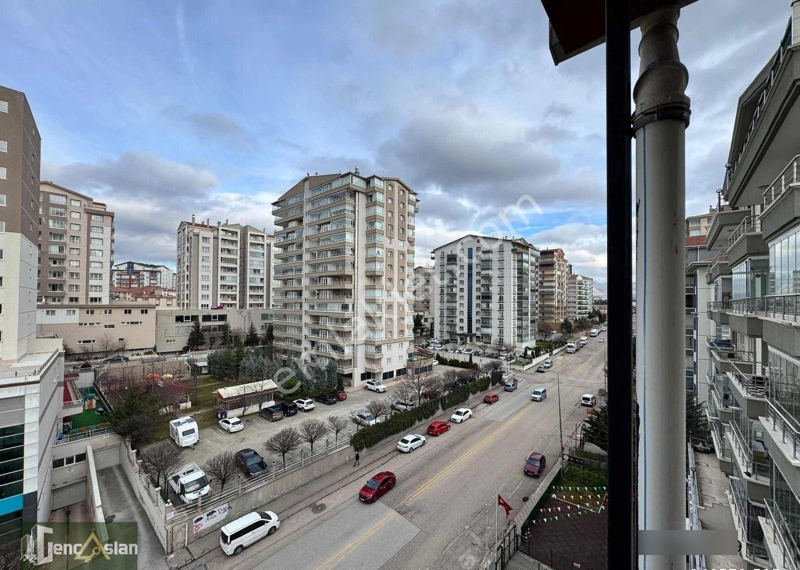 ▄gençaslan'dan▄ege Mah.natoyolu Cad Yakını Çift Giriş 4+1dubleks - Görsel 35