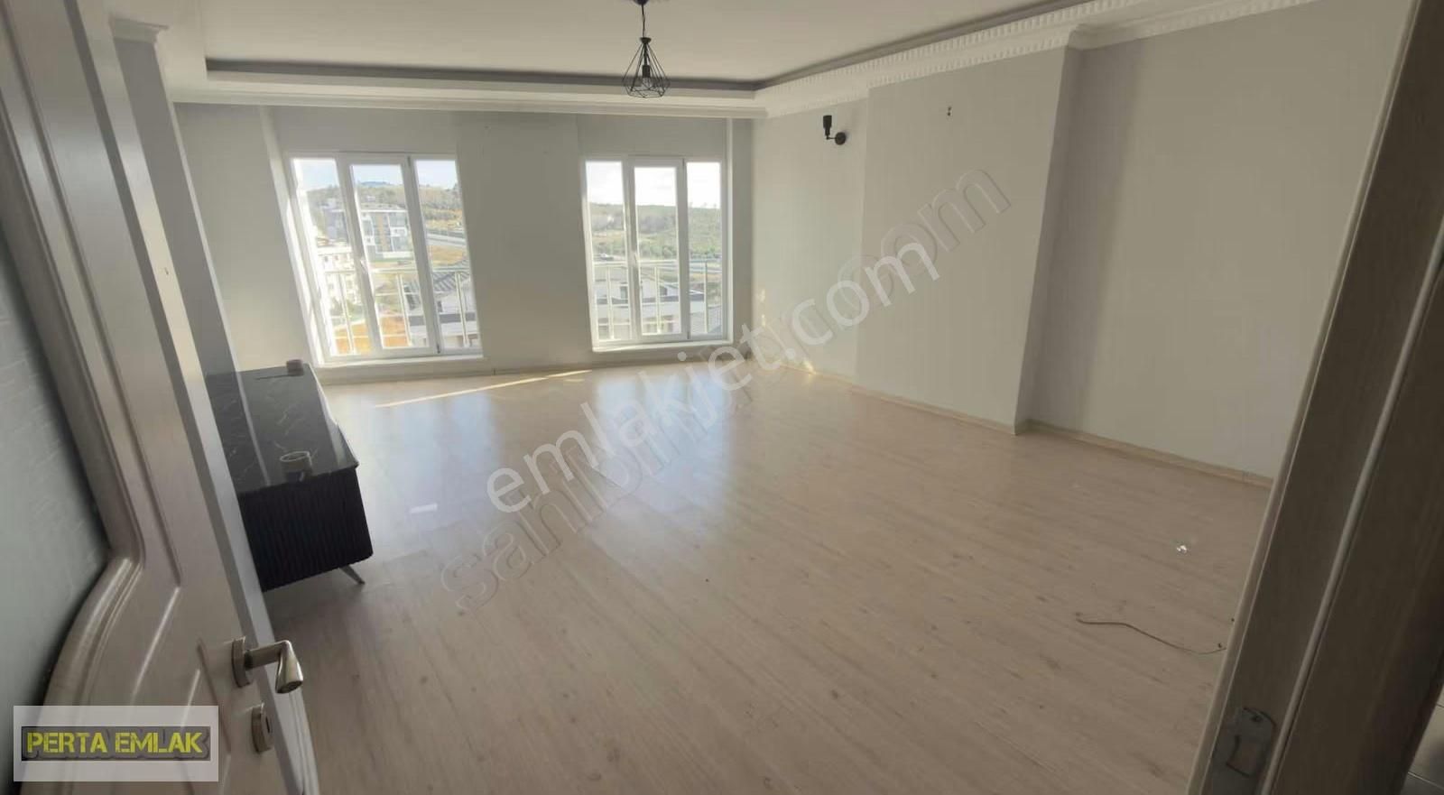 Arnavutköy Kiralık Daire 2+1 Ara Kat - Görsel 14