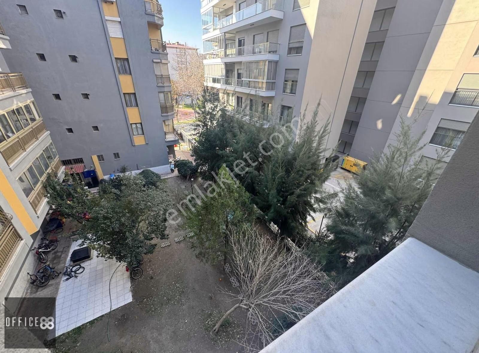 Mansuroğlu 3. Halil Atilla Sitesinde Kiralık Bakımlı Daire - Görsel 2