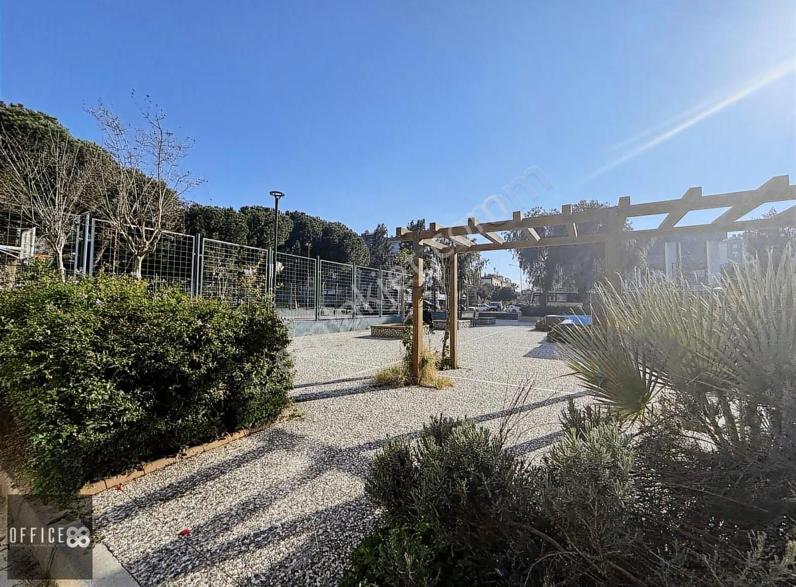 Mansuroğlu 3. Halil Atilla Sitesinde Kiralık Bakımlı Daire - Görsel 34