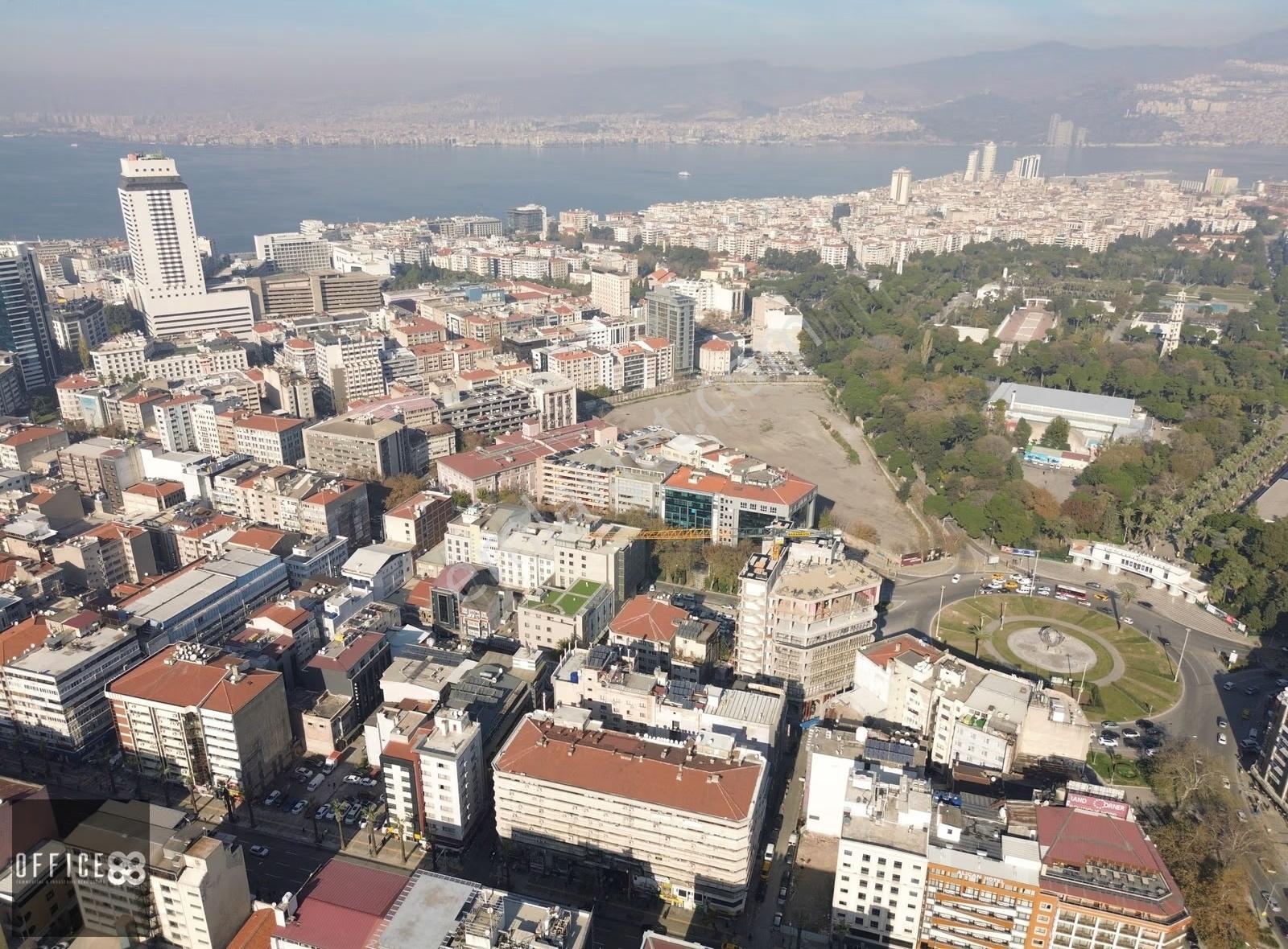 Konakta Otel İmarlı 635m2 Satılık Arsa - Görsel 6