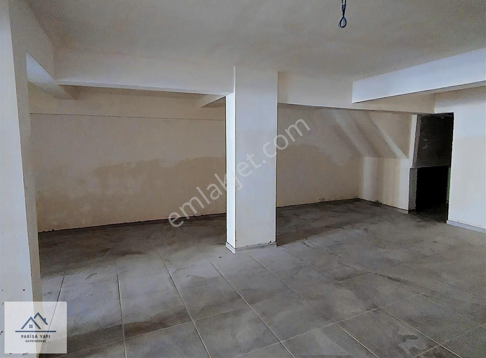 Bucaparisa'dan Opet Benzinlik Yanı 180m2 Kepenkli Kiralık Dükkan - Görsel 2