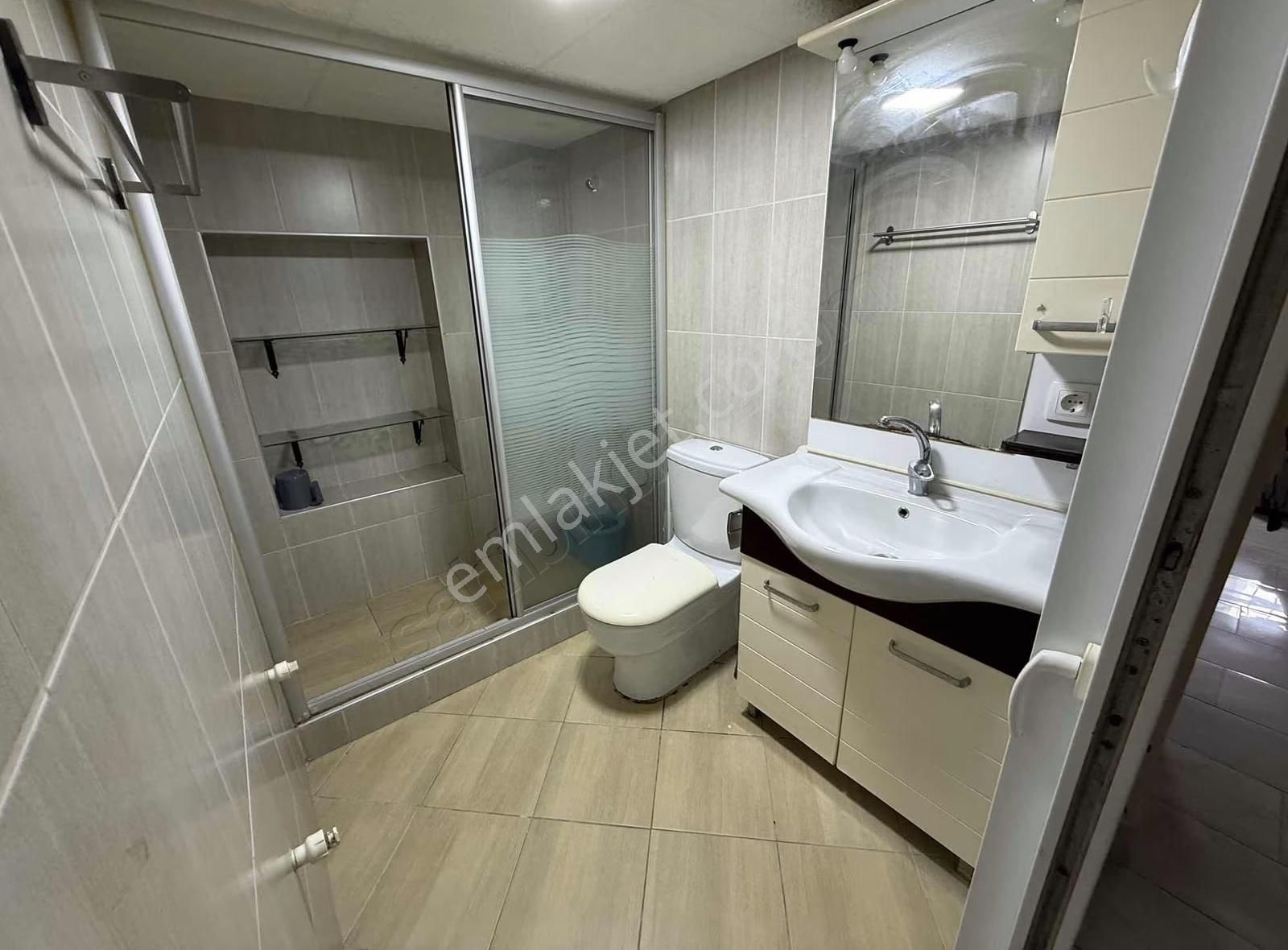 Beşiktaş Yıldız Çırağanda Müstakil Girişli1+1kombili Temiz Daire - Görsel 19