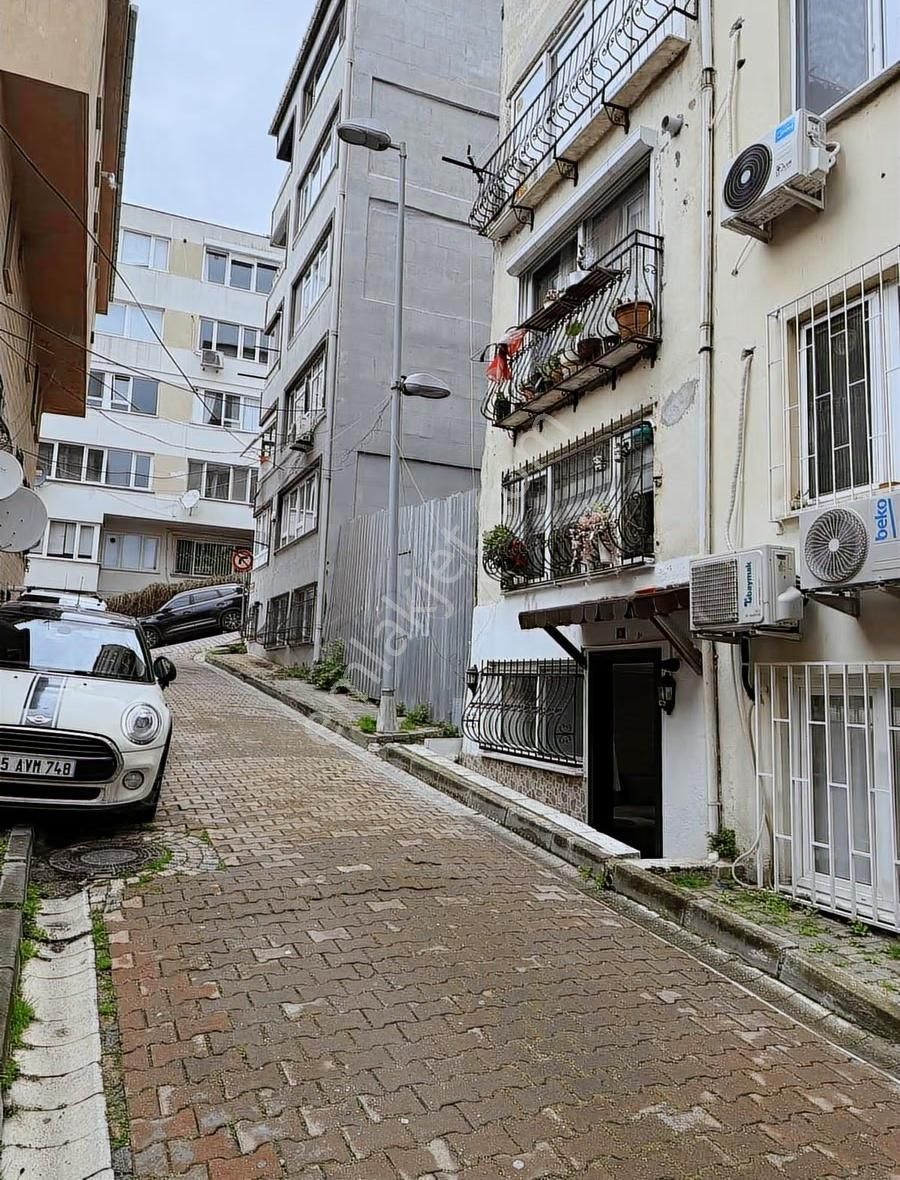 Beşiktaş Yıldız Çırağanda Müstakil Girişli1+1kombili Temiz Daire - Görsel 12