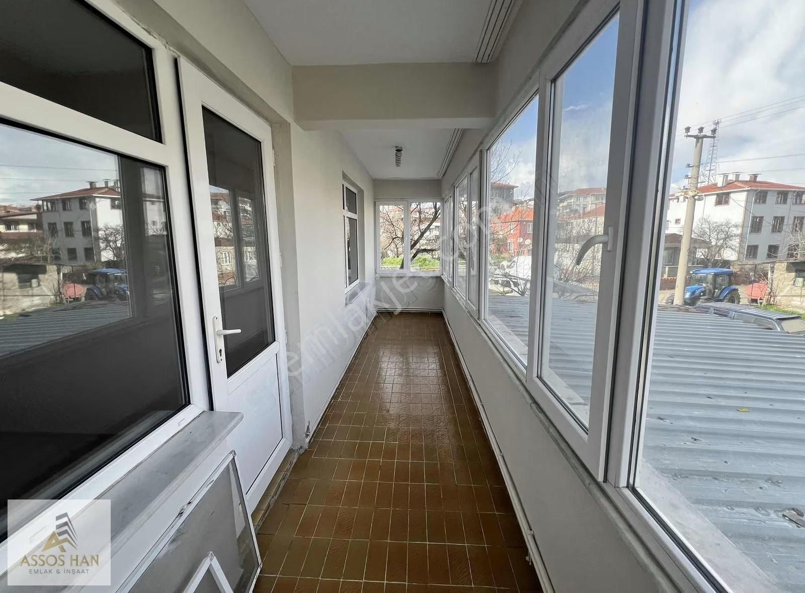 Assos Han Emlak'tan Hamdibey Mahallesinde 2+1 Mustakil Daire - Görsel 3