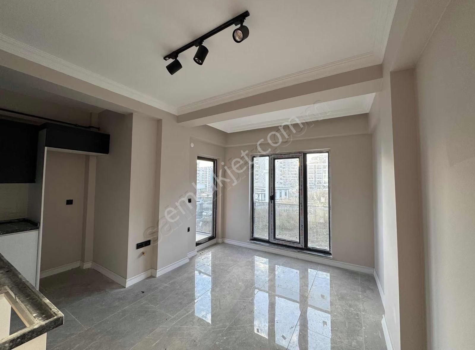 Yenimahalle File Marketin Arkasında Satılık 1+1 - Görsel 11