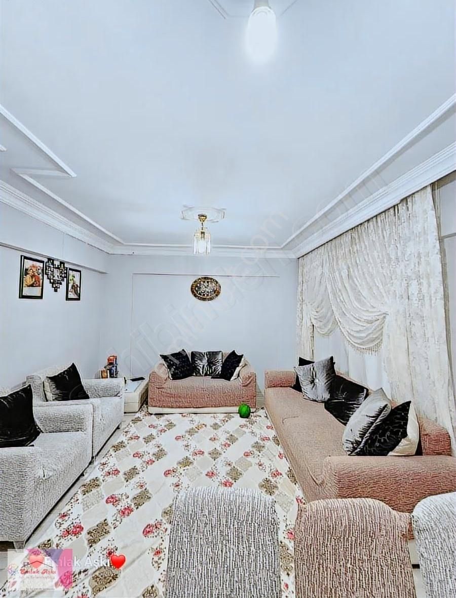 Emlak Aşkı Güvencesiyle Müstakil Tadında Şehrin Merkezinde Acil - Görsel 16