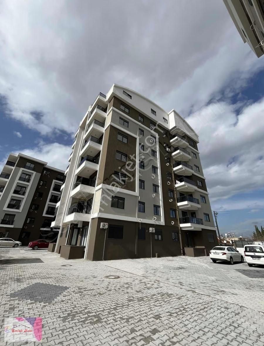 Yetkili Emlak Ofisinden Geniş Aile Dairesi - Görsel 6