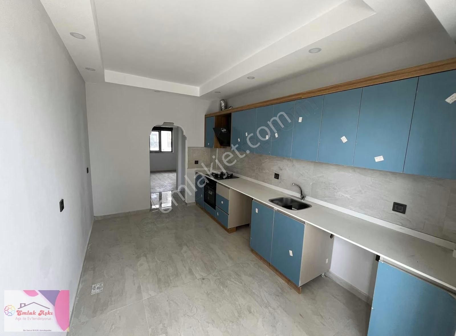 Yetkili Emlak Ofisinden Geniş Aile Dairesi - Görsel 3