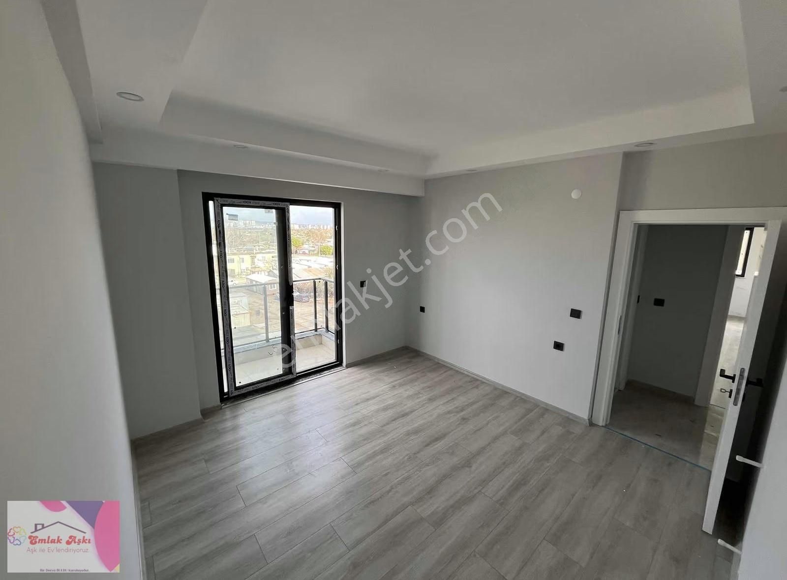 Yetkili Emlak Ofisinden Geniş Aile Dairesi - Görsel 27