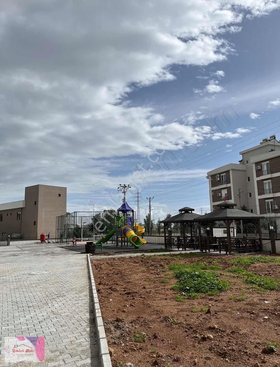 Yetkili Emlak Ofisinden Geniş Aile Dairesi - Görsel 4