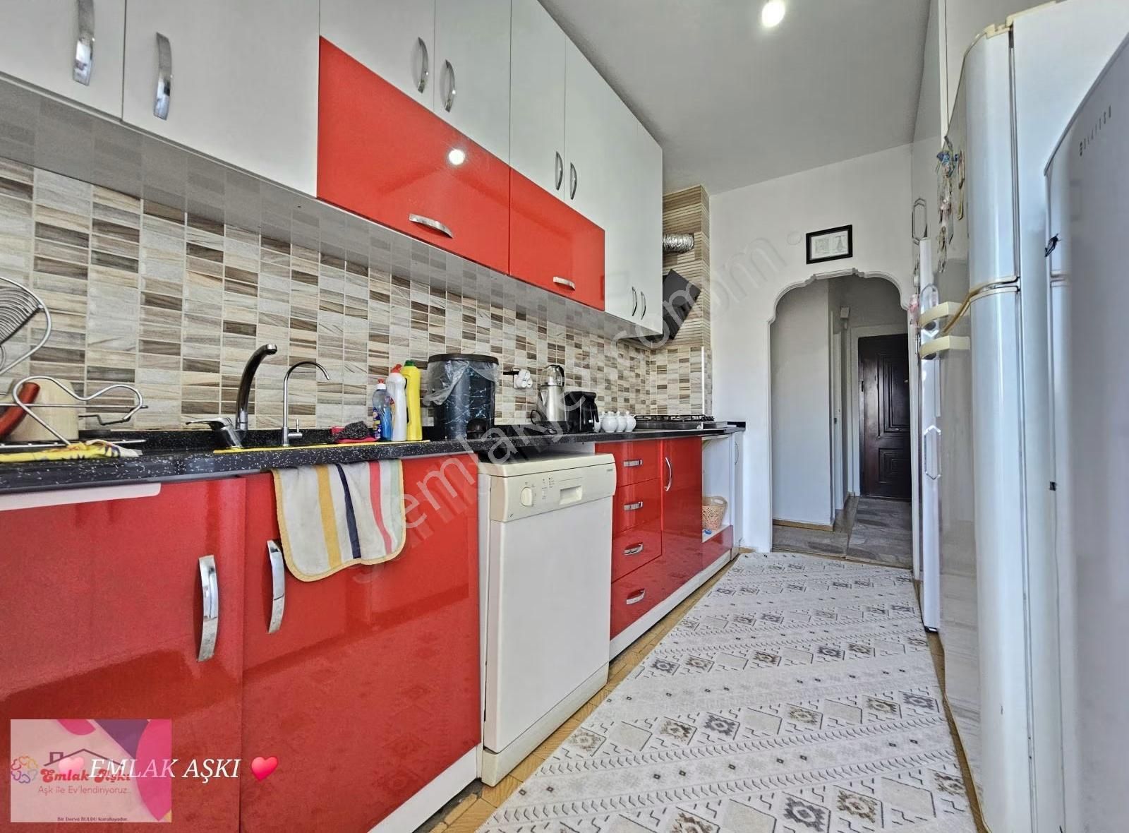 Muratpaşa Mah Yol Cepheli Acil Satılık