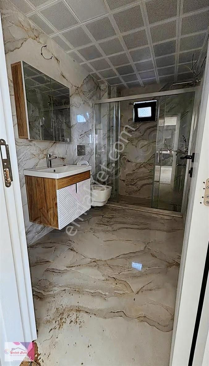 Döşemealtı Yeniköyde Satılık 1+1