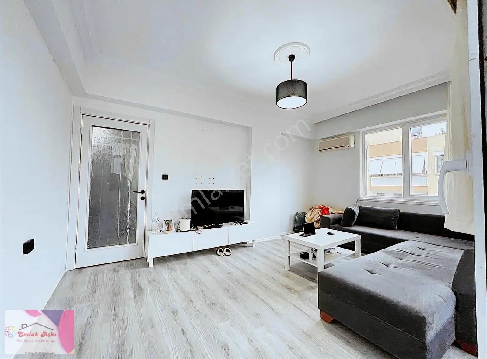 Kent Meydanı Yakını