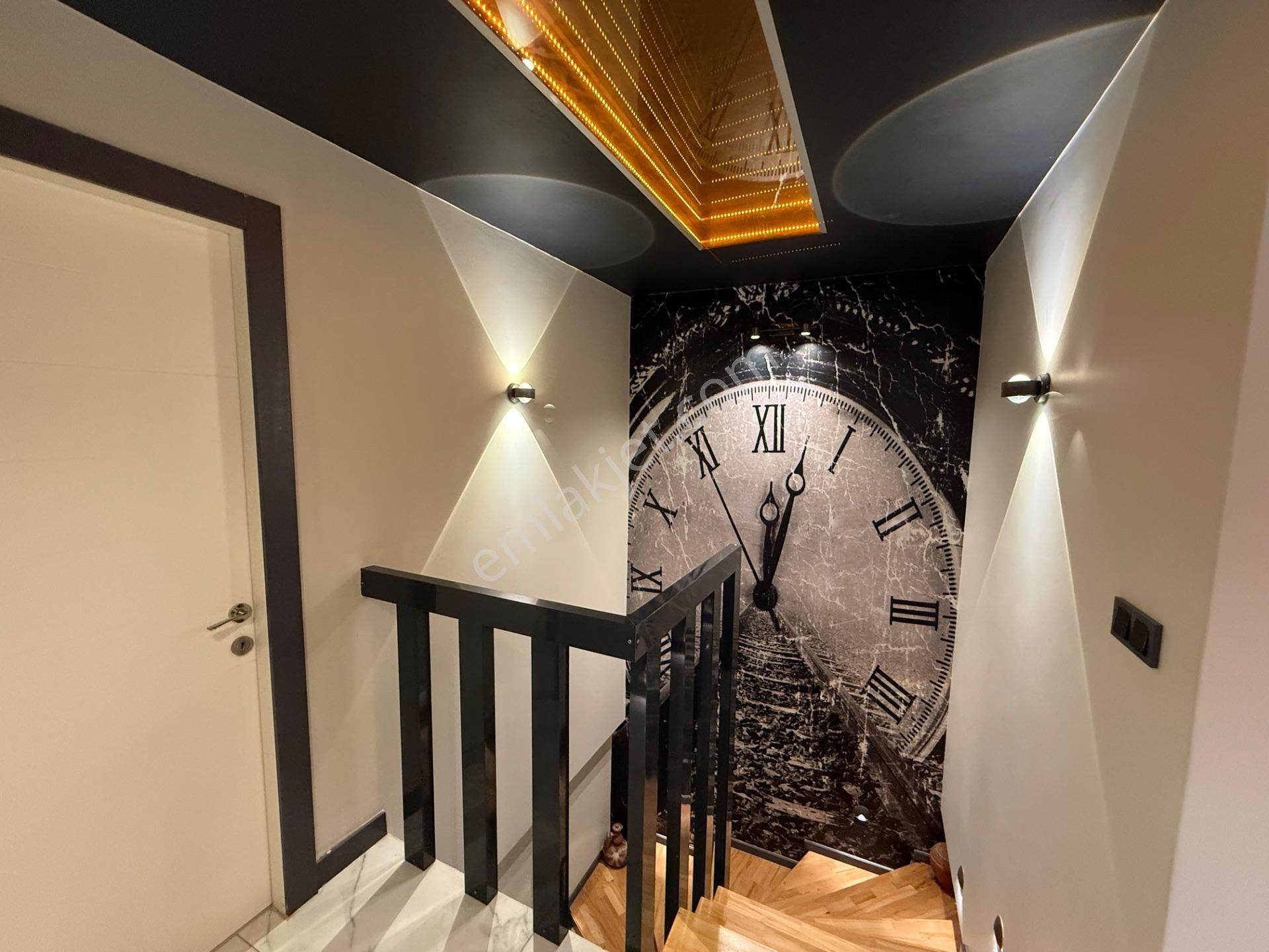 Menemen Gazi Mahallesinde Havuzlu 5+1 Satılık Dublex Daire - Görsel 13