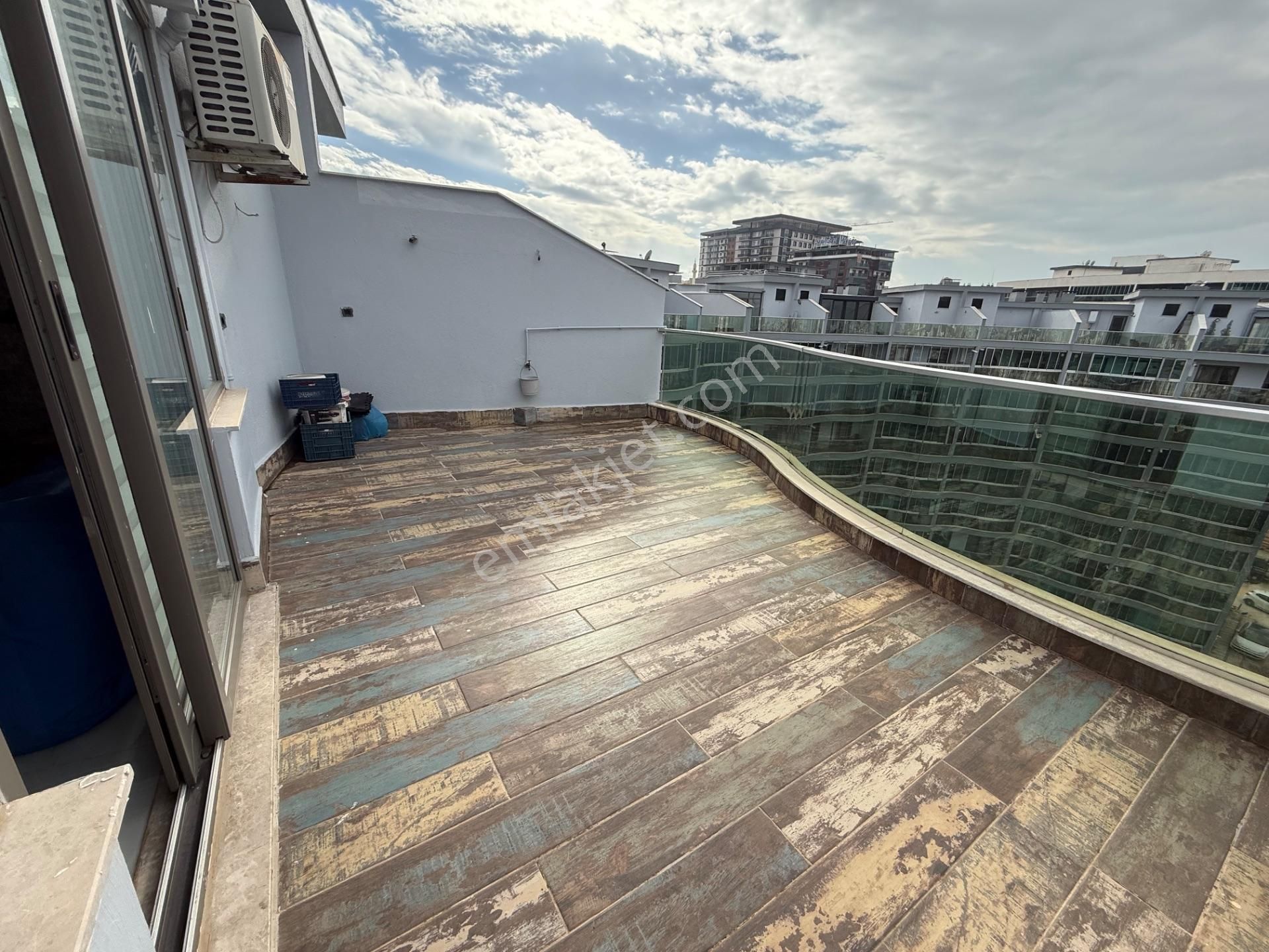 Menemen Gazi Mahallesinde Havuzlu 5+1 Satılık Dublex Daire - Görsel 25