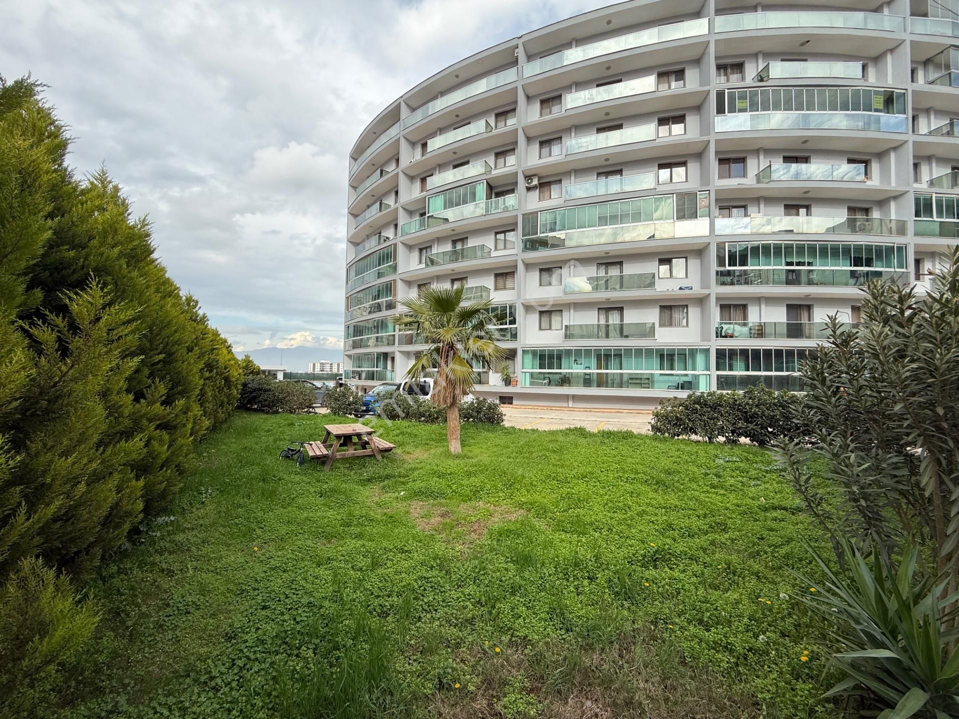 Menemen Gazi Mahallesinde Havuzlu 5+1 Satılık Dublex Daire - Görsel 29