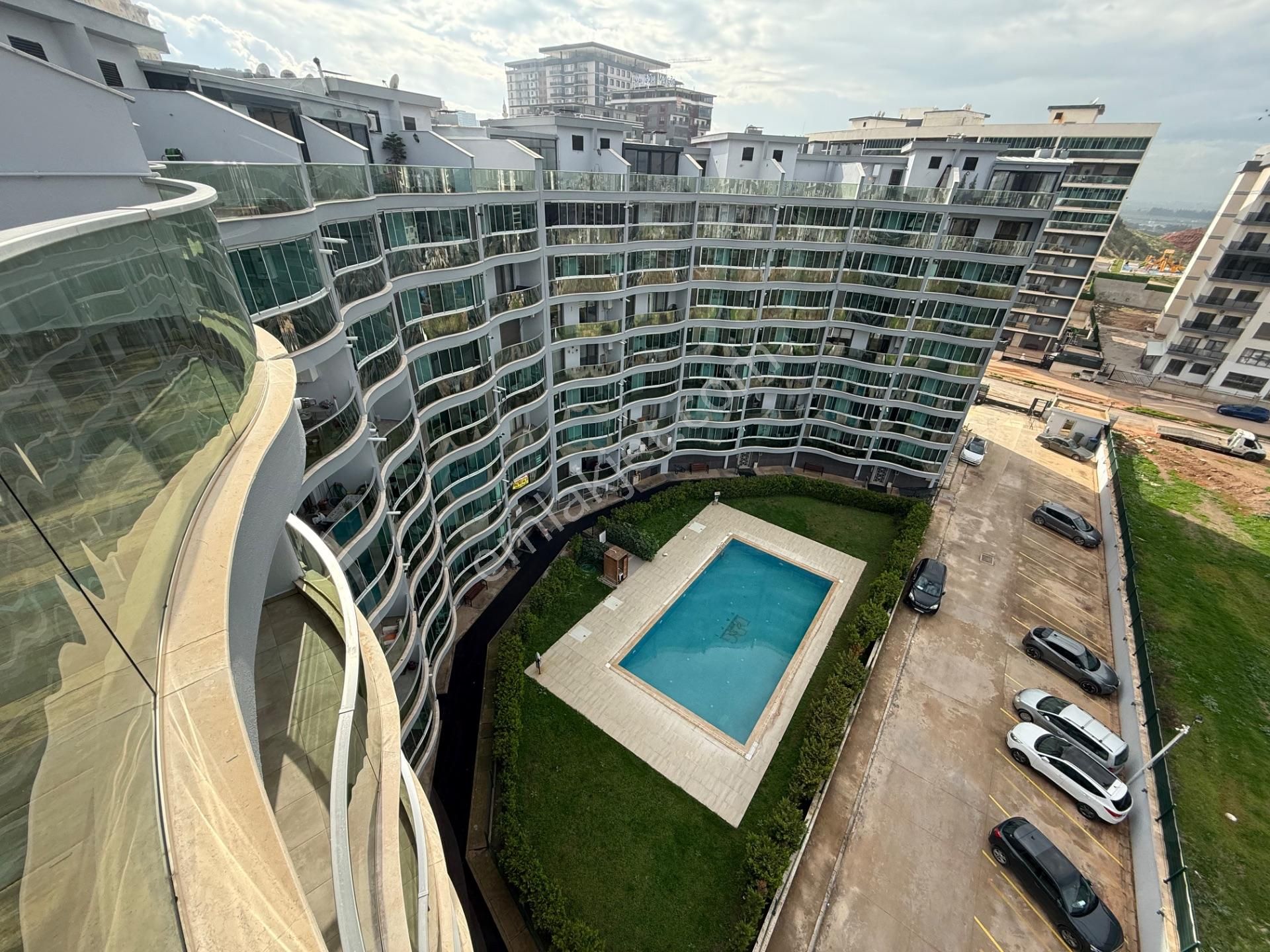 Menemen Gazi Mahallesinde Havuzlu 5+1 Satılık Dublex Daire - Görsel 27