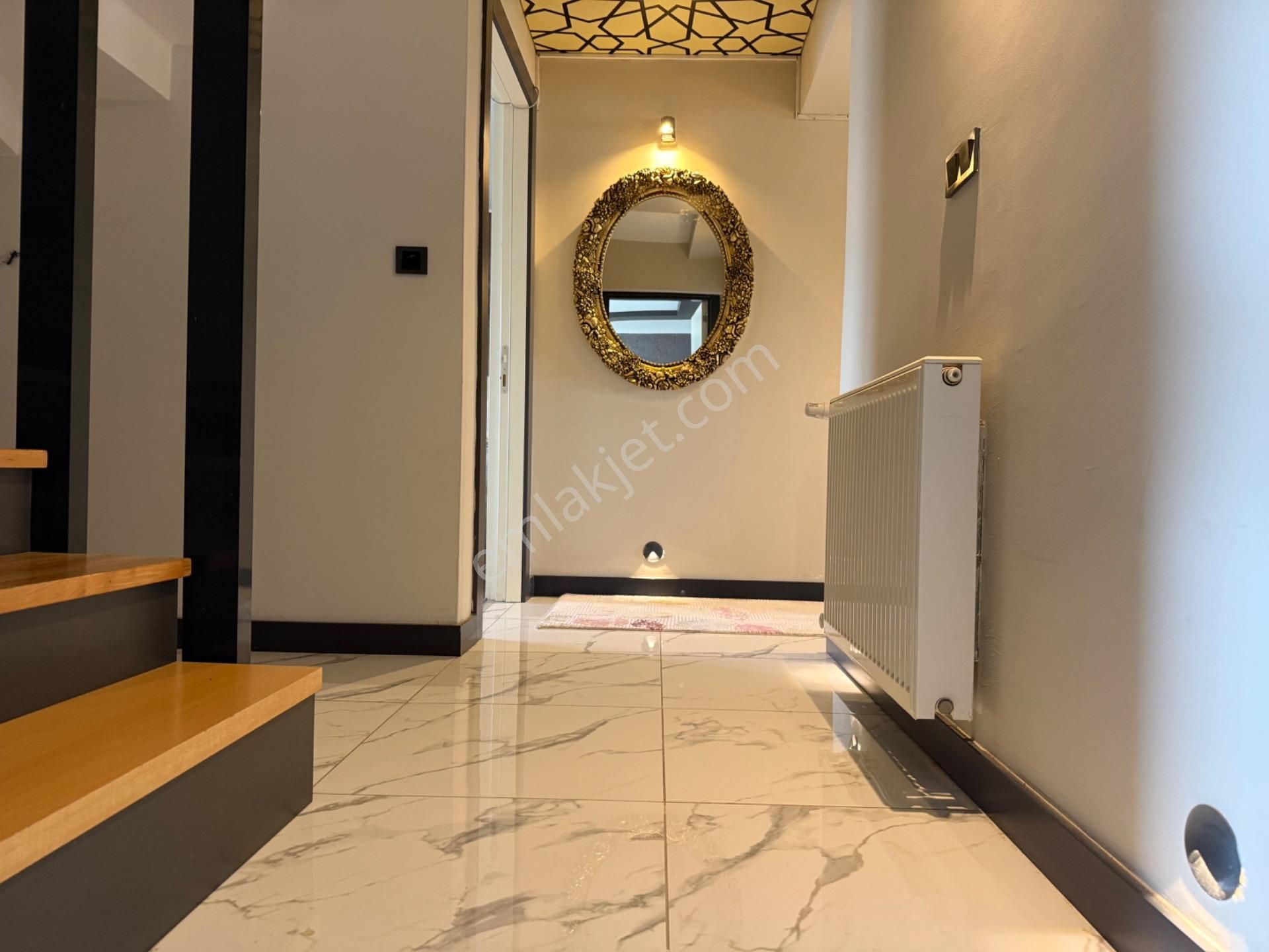 Menemen Gazi Mahallesinde Havuzlu 5+1 Satılık Dublex Daire - Görsel 9