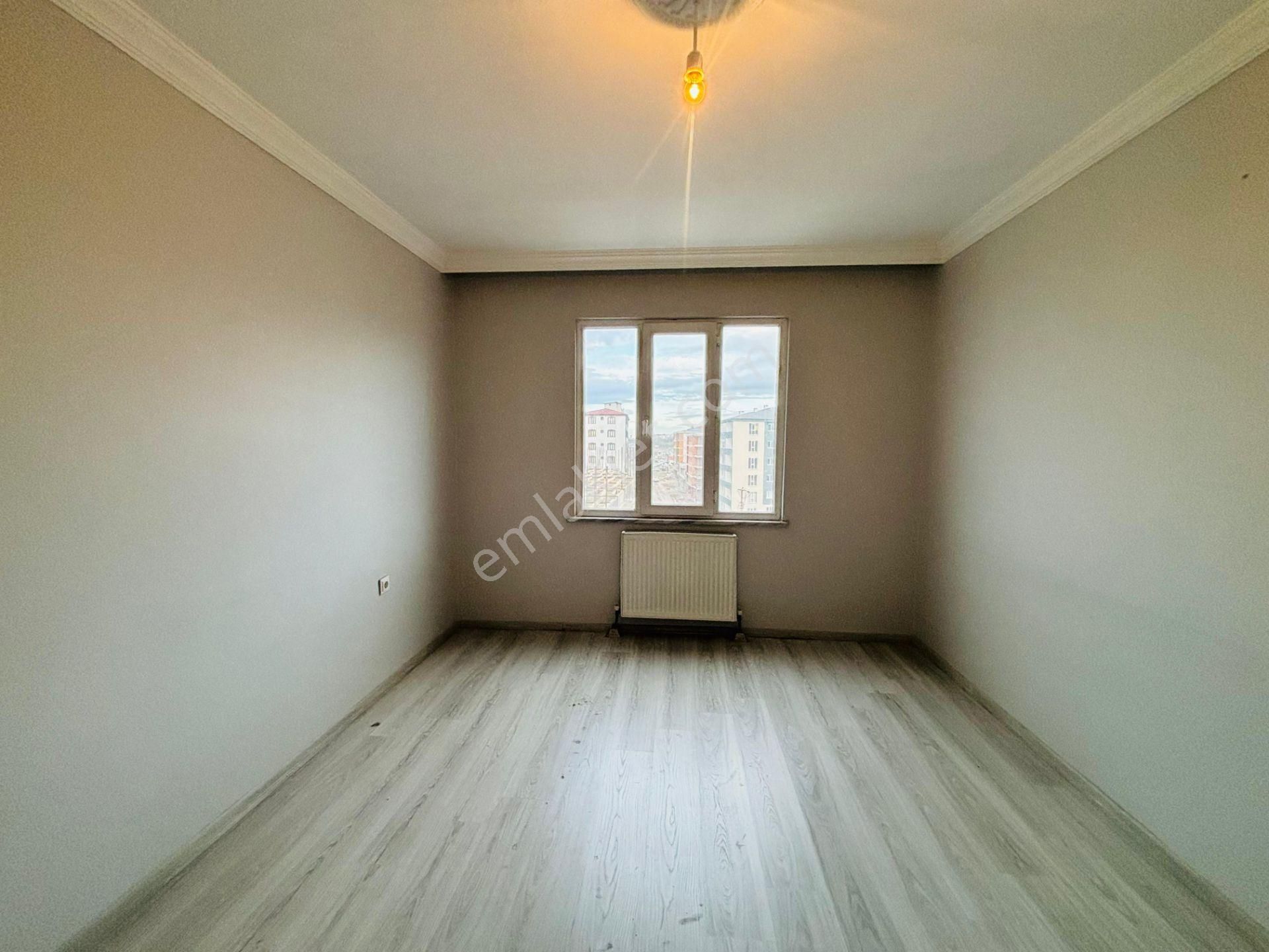 Güven'den Okullara Yakın Ara Kat K.otoparklı Ön Cephe 3+1 Daire - Görsel 23