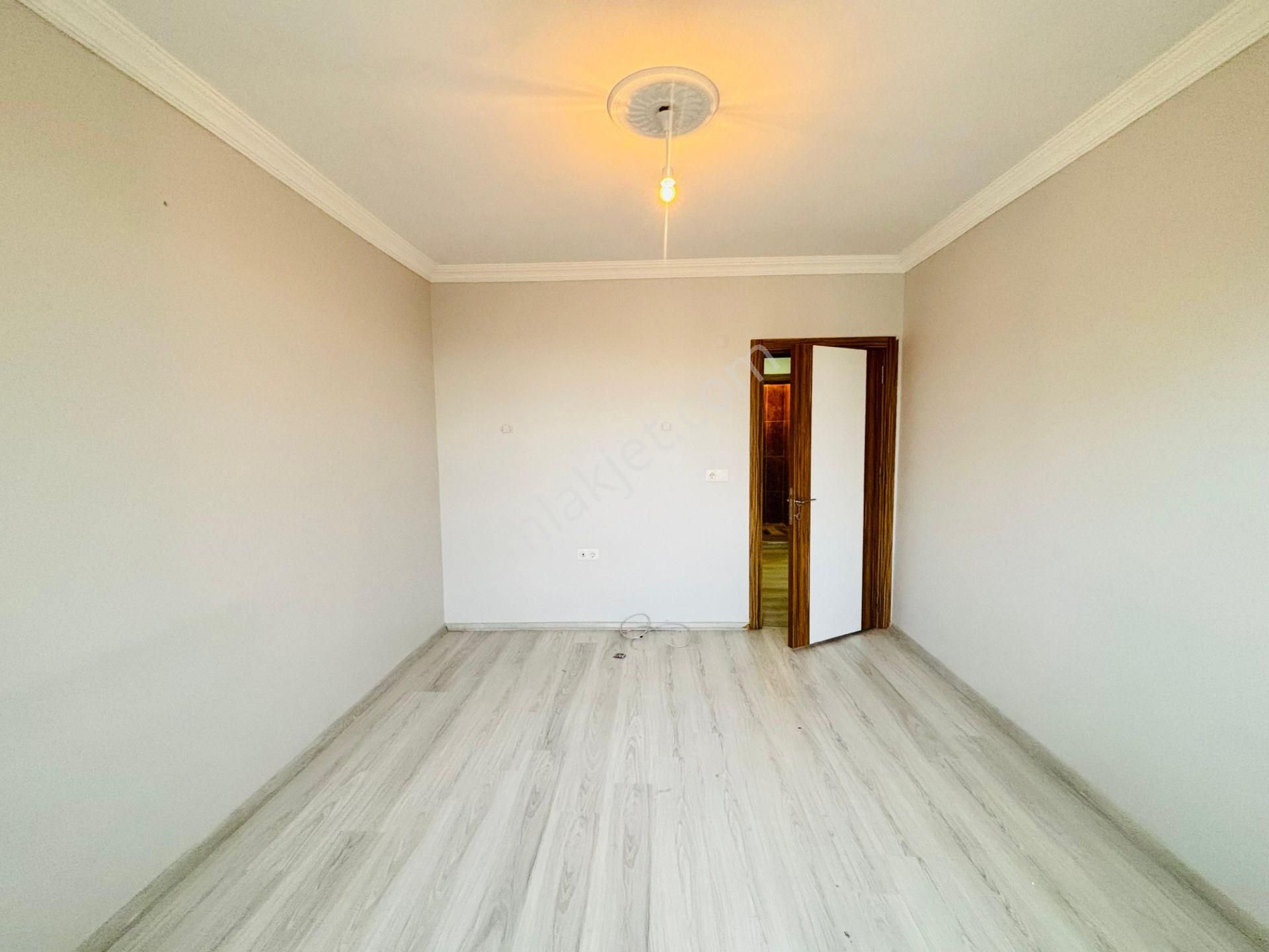 Güven'den Okullara Yakın Ara Kat K.otoparklı Ön Cephe 3+1 Daire - Görsel 21