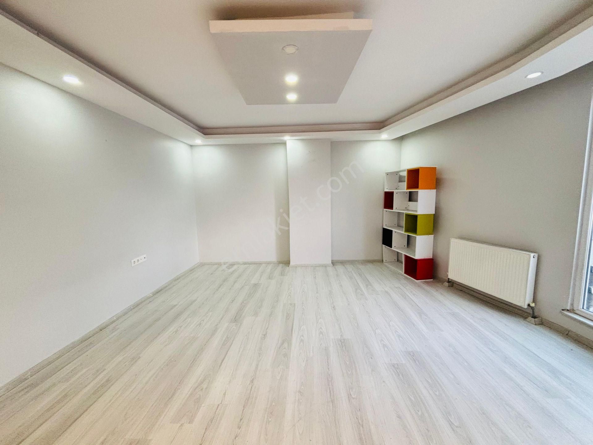 Güven'den Okullara Yakın Ara Kat K.otoparklı Ön Cephe 3+1 Daire - Görsel 3