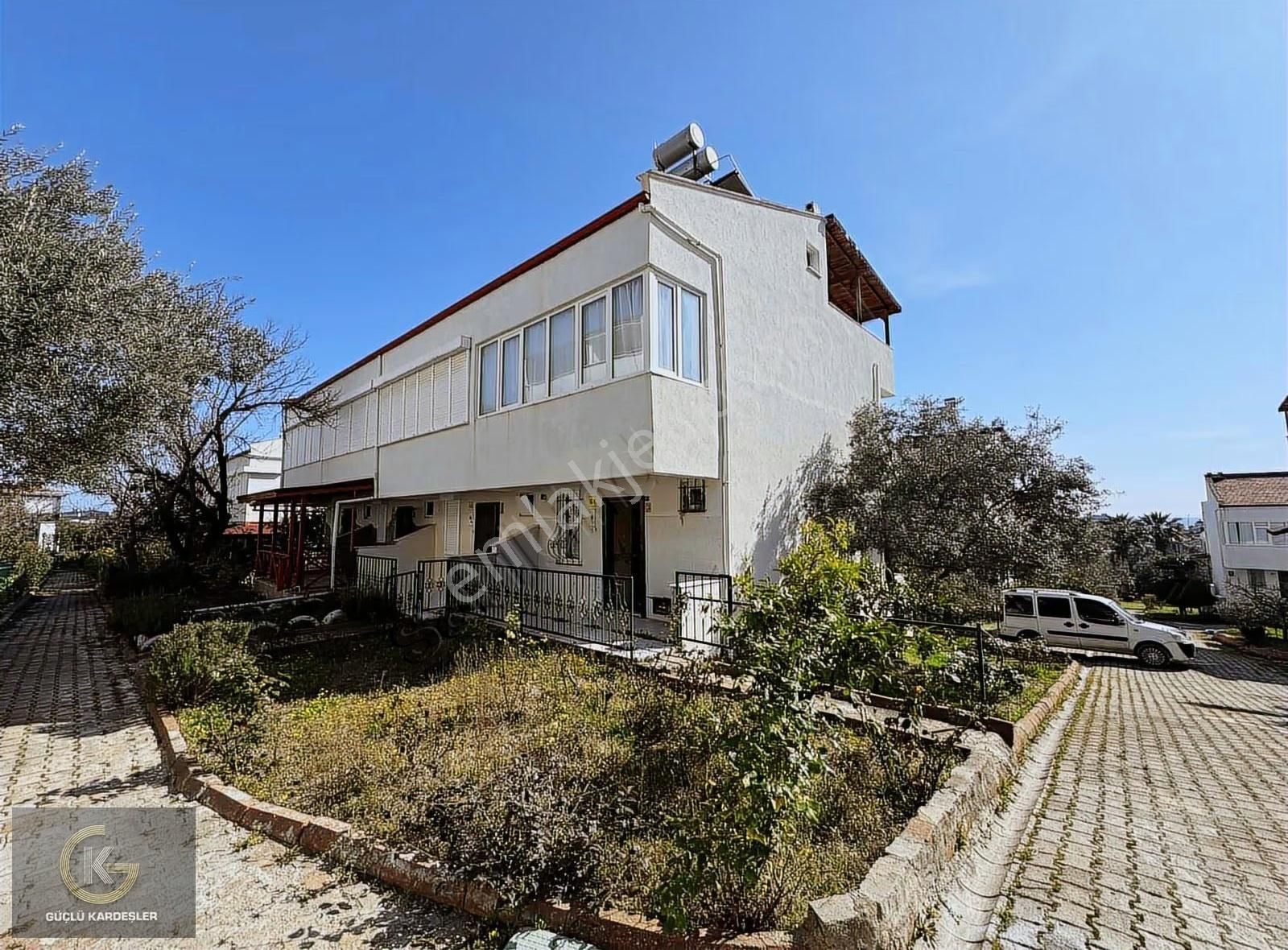 ! Bayram Fırsatı! Güçlü Kardeşlerden Denize 300 Metre Villa - Görsel 23