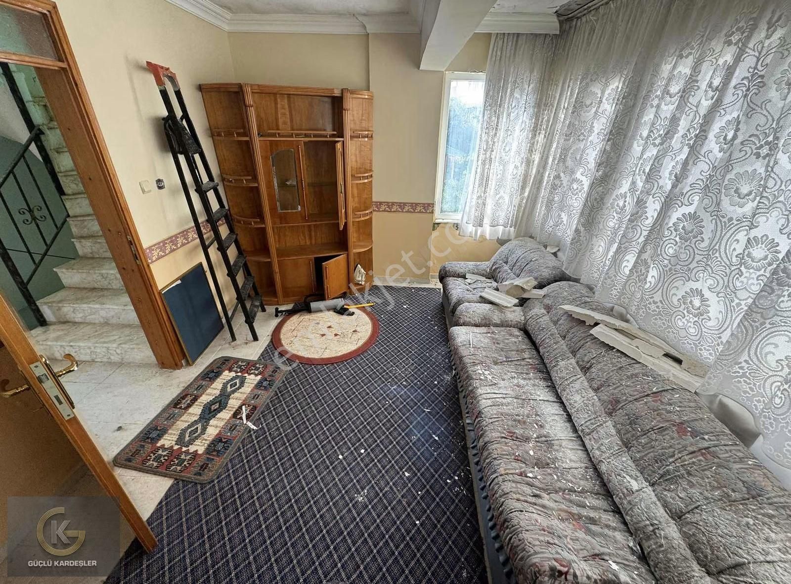 ! Bayram Fırsatı! Güçlü Kardeşlerden Denize 300 Metre Villa - Görsel 5