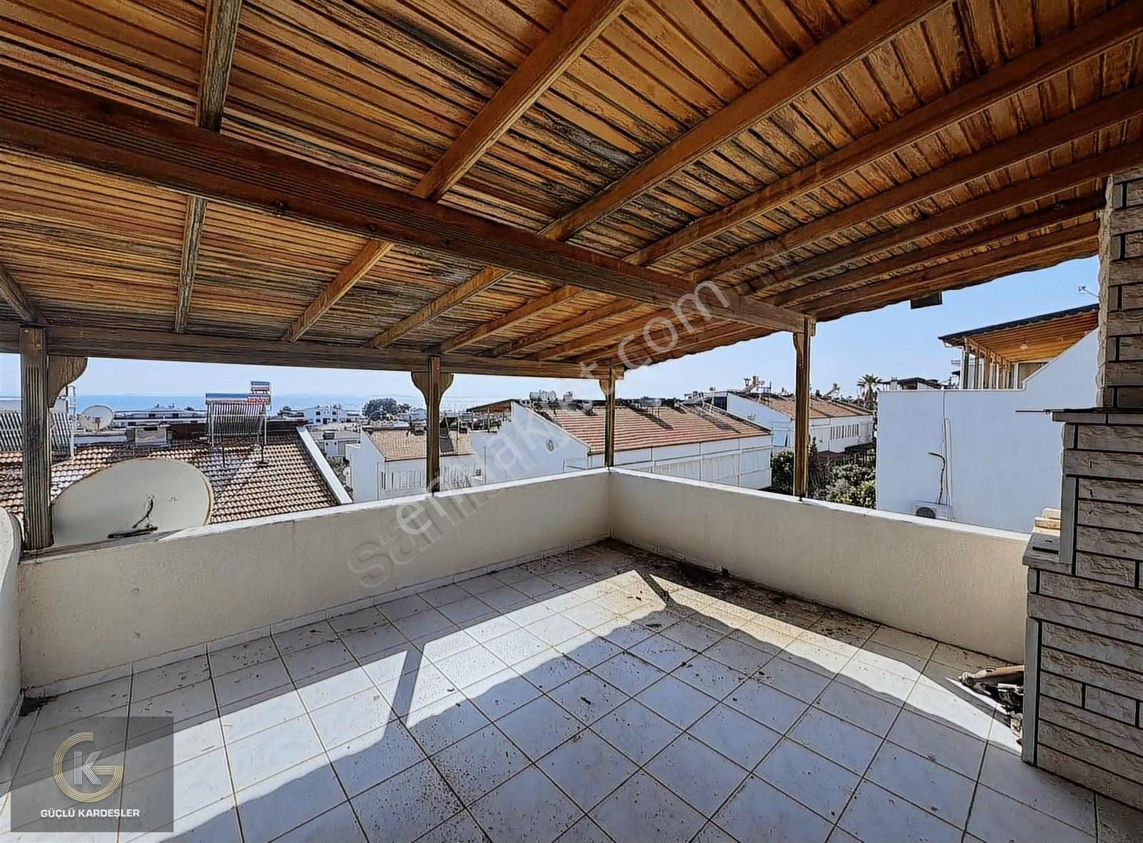 ! Bayram Fırsatı! Güçlü Kardeşlerden Denize 300 Metre Villa - Görsel 9