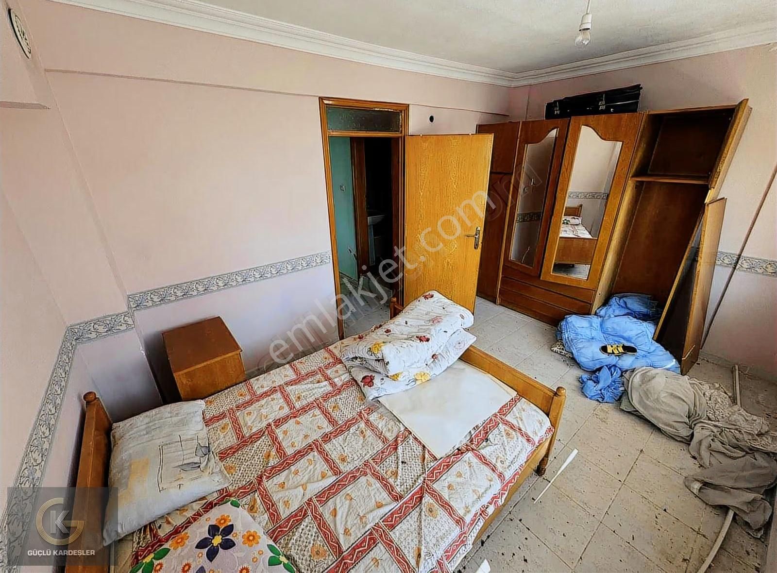 ! Bayram Fırsatı! Güçlü Kardeşlerden Denize 300 Metre Villa - Görsel 35