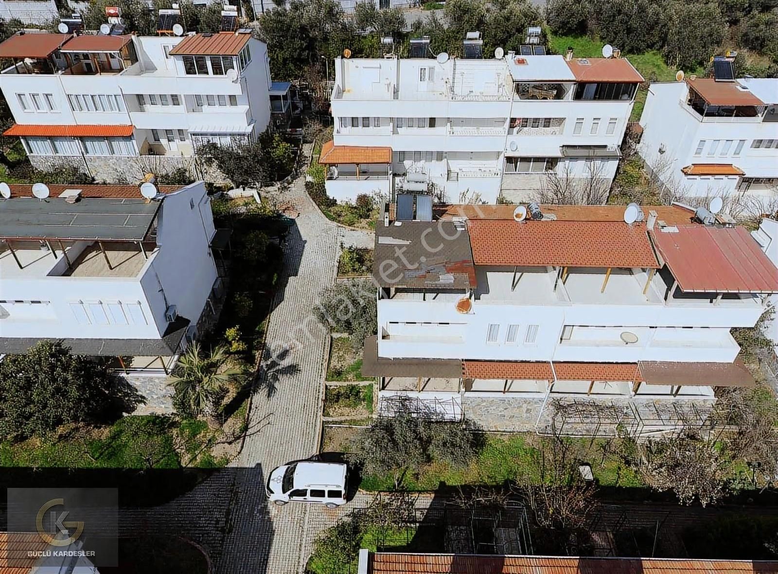 ! Bayram Fırsatı! Güçlü Kardeşlerden Denize 300 Metre Villa - Görsel 3