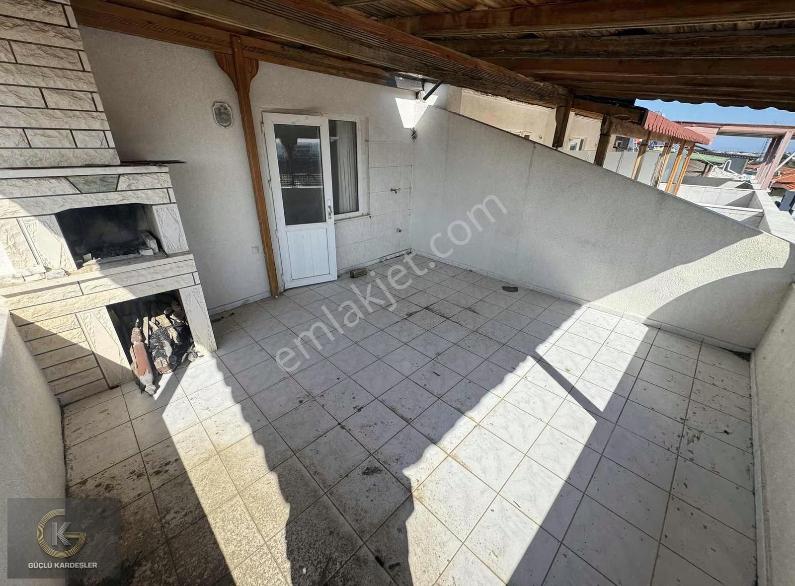 ! Bayram Fırsatı! Güçlü Kardeşlerden Denize 300 Metre Villa - Görsel 7