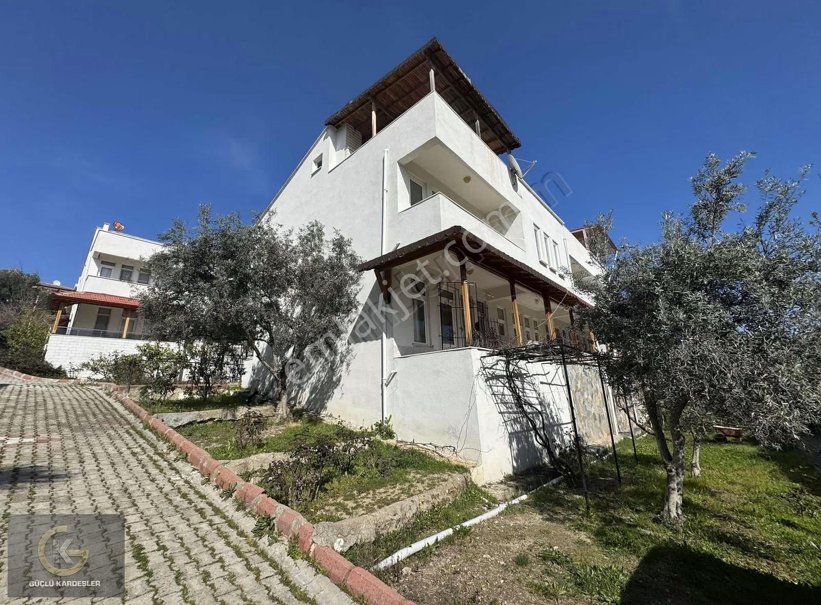 ! Bayram Fırsatı! Güçlü Kardeşlerden Denize 300 Metre Villa - Görsel 6