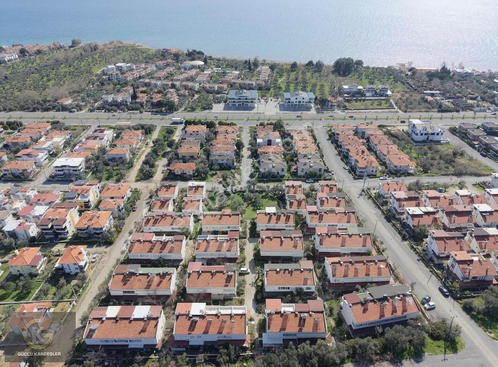 ! Bayram Fırsatı! Güçlü Kardeşlerden Denize 300 Metre Villa - Görsel 17