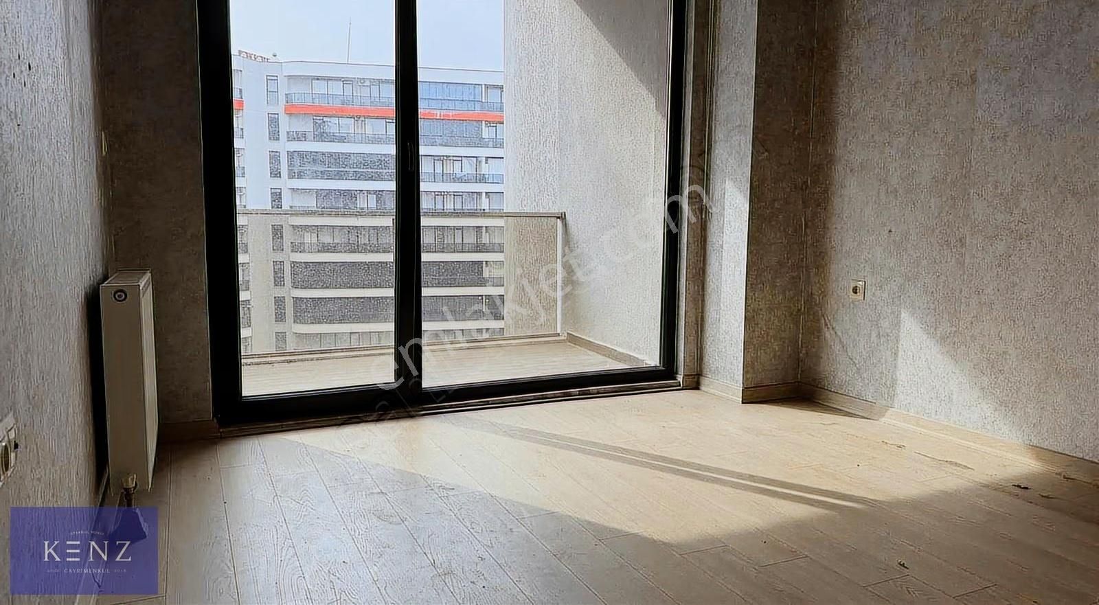 13.kat Ebeveyn Ve Kilerli Alpiş Aden De Ferah Kiralık 2.5+1 - Görsel 11