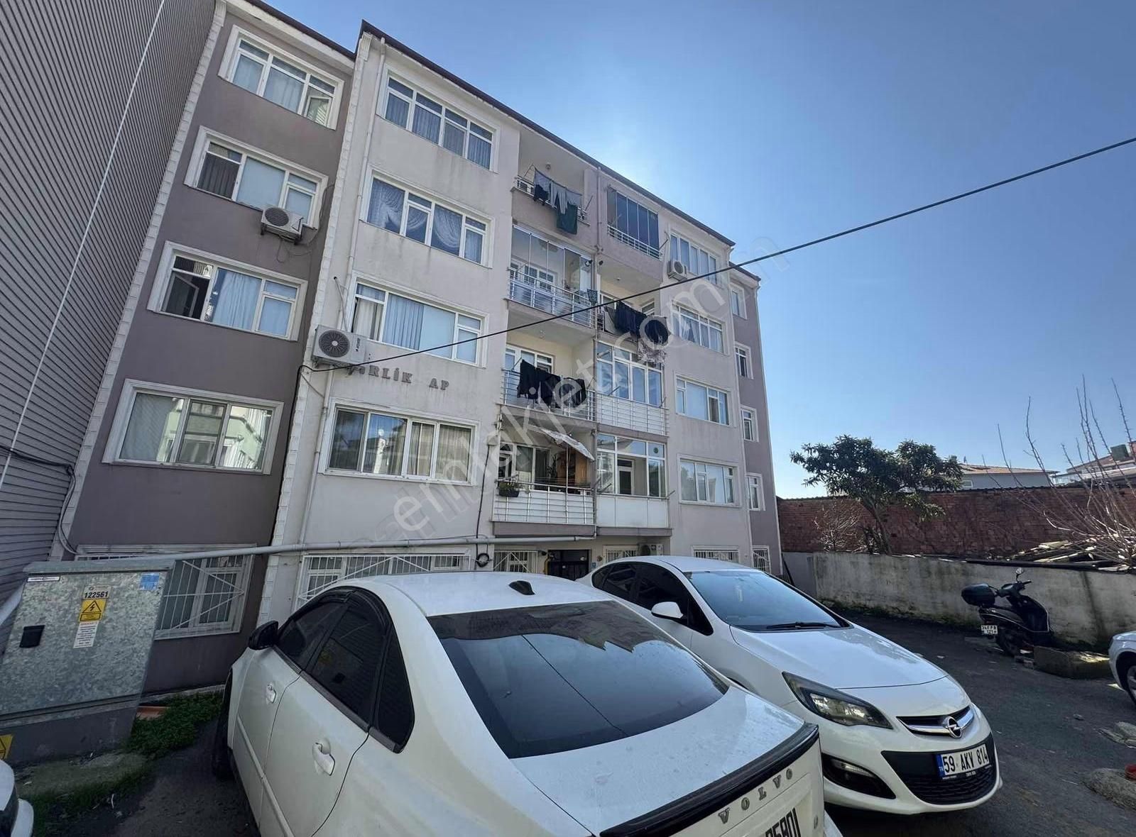 Tema Emlaktan Çiftlikönü Mah Lokasyonu Güzel Satılık 3+1 Daire