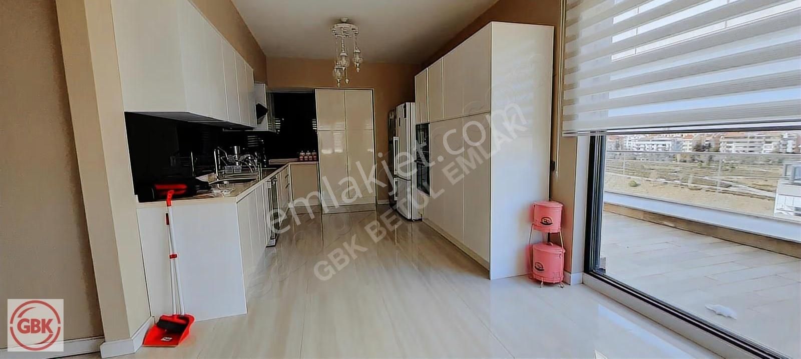 Kırkkonaklar'da Site İçerisinde 5+1 Lüks Satılık Dublex - Görsel 33