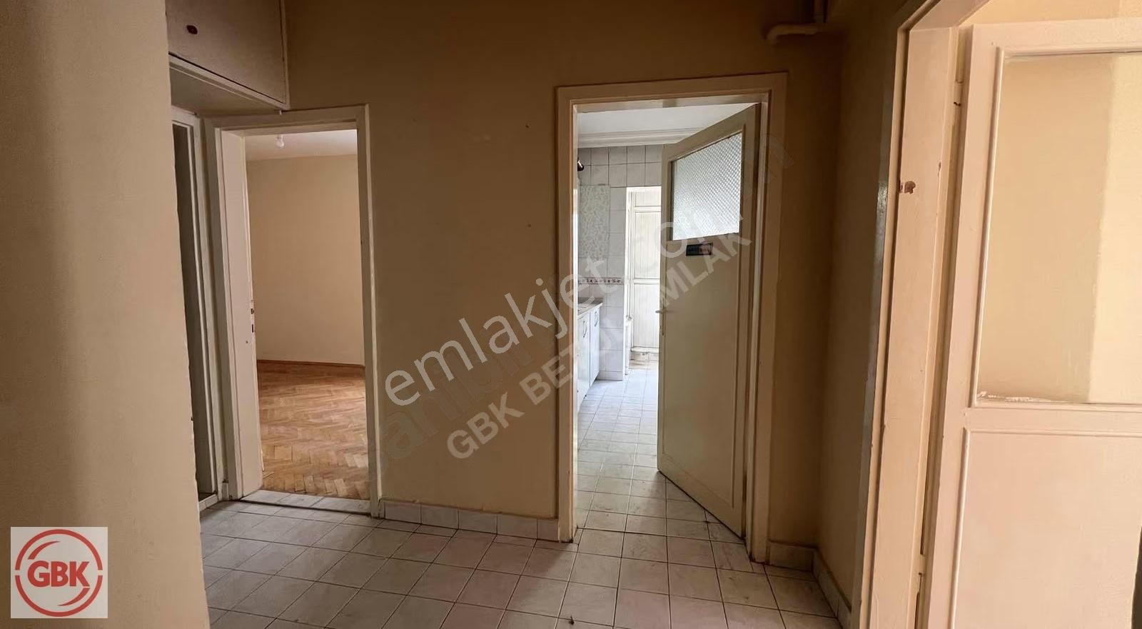 Murat Mahallesi Samatya Sokakta 3+1 Güney Cephe Kiralık Daire - Görsel 2
