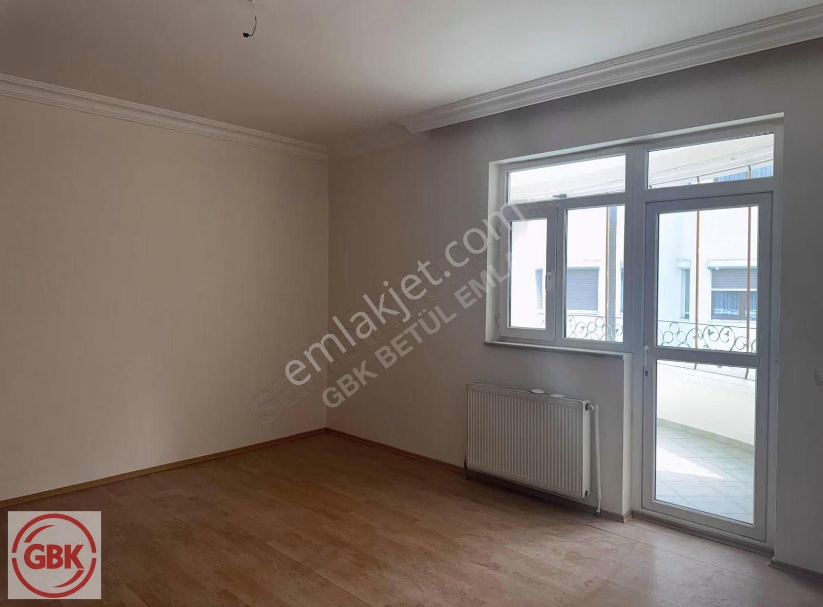 İlkbahar Mahallesi Turan Güneş Bulvarı Yakını Geniş 3+1 - Görsel 10