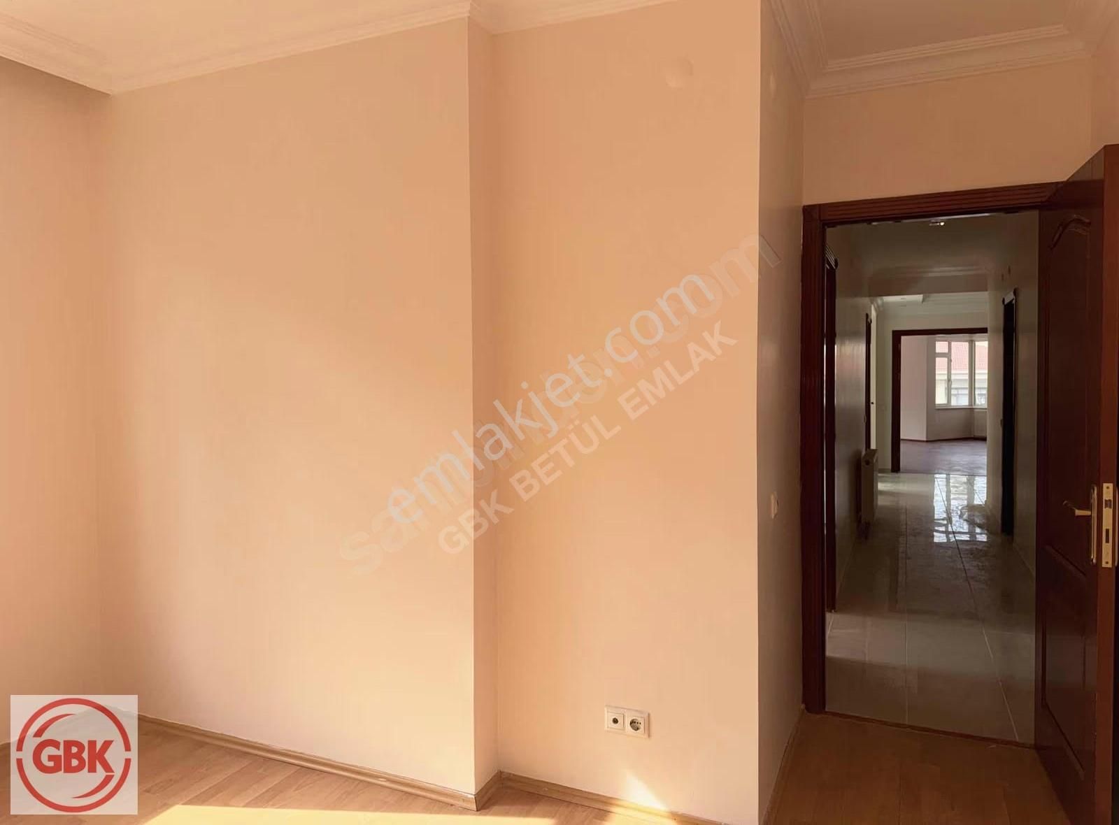 İlkbahar Mahallesi Turan Güneş Bulvarı Yakını Geniş 3+1 - Görsel 5