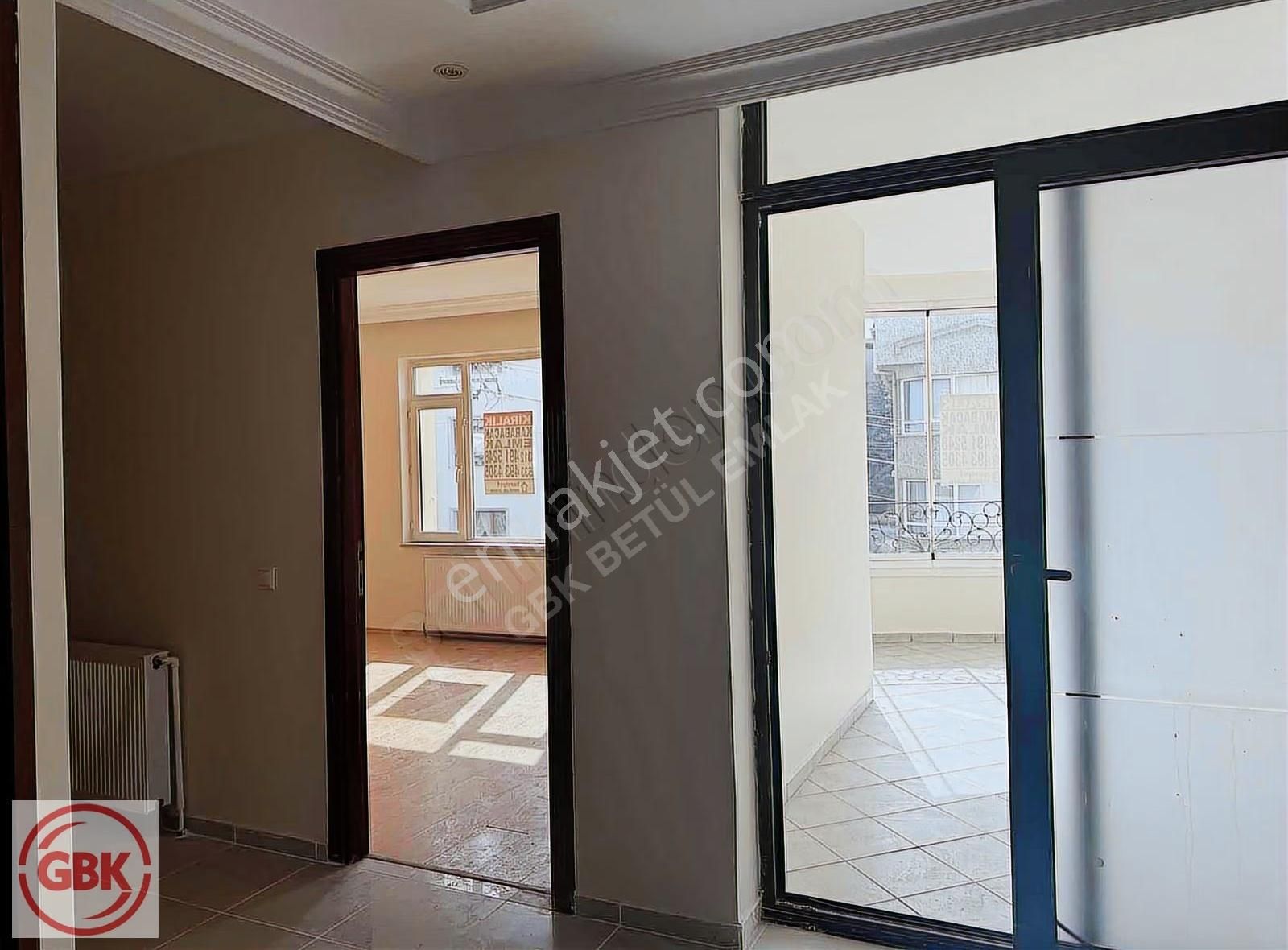 İlkbahar Mahallesi Turan Güneş Bulvarı Yakını Geniş 3+1 - Görsel 14