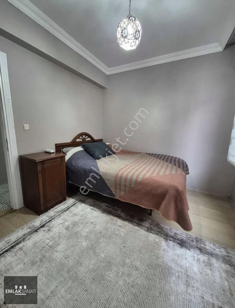 İlkadım | 100. Yıl Bulvarı'na Yakın Merkezi Konum Ara Kat 3+1 - Görsel 8