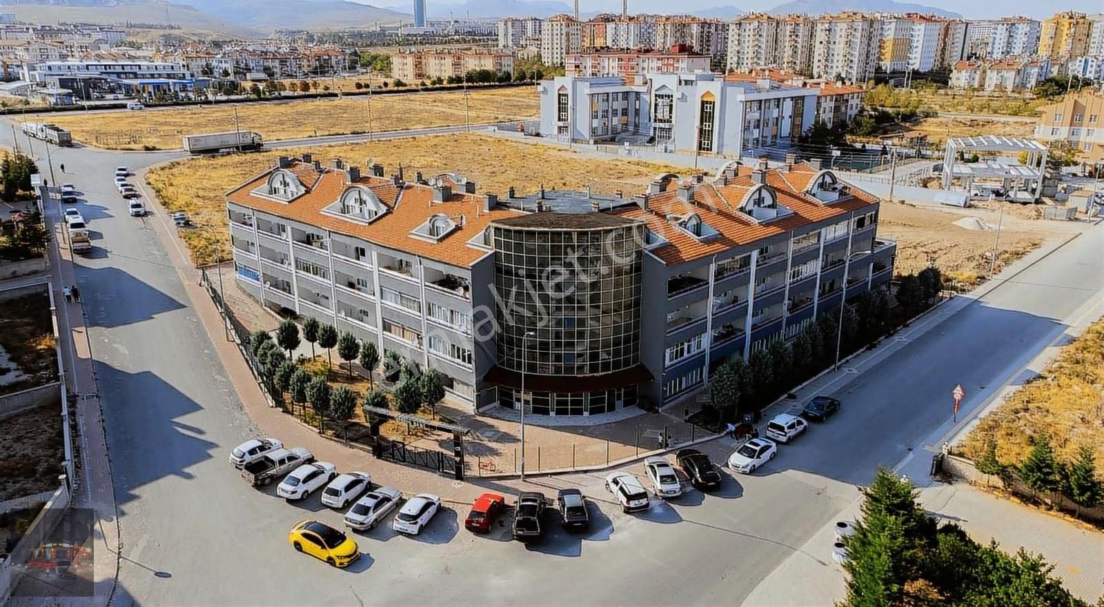 Kosova Mah 1+1 Eşyalı Kiralık Daire Servis Güzergahı Üzerinde - Görsel 21