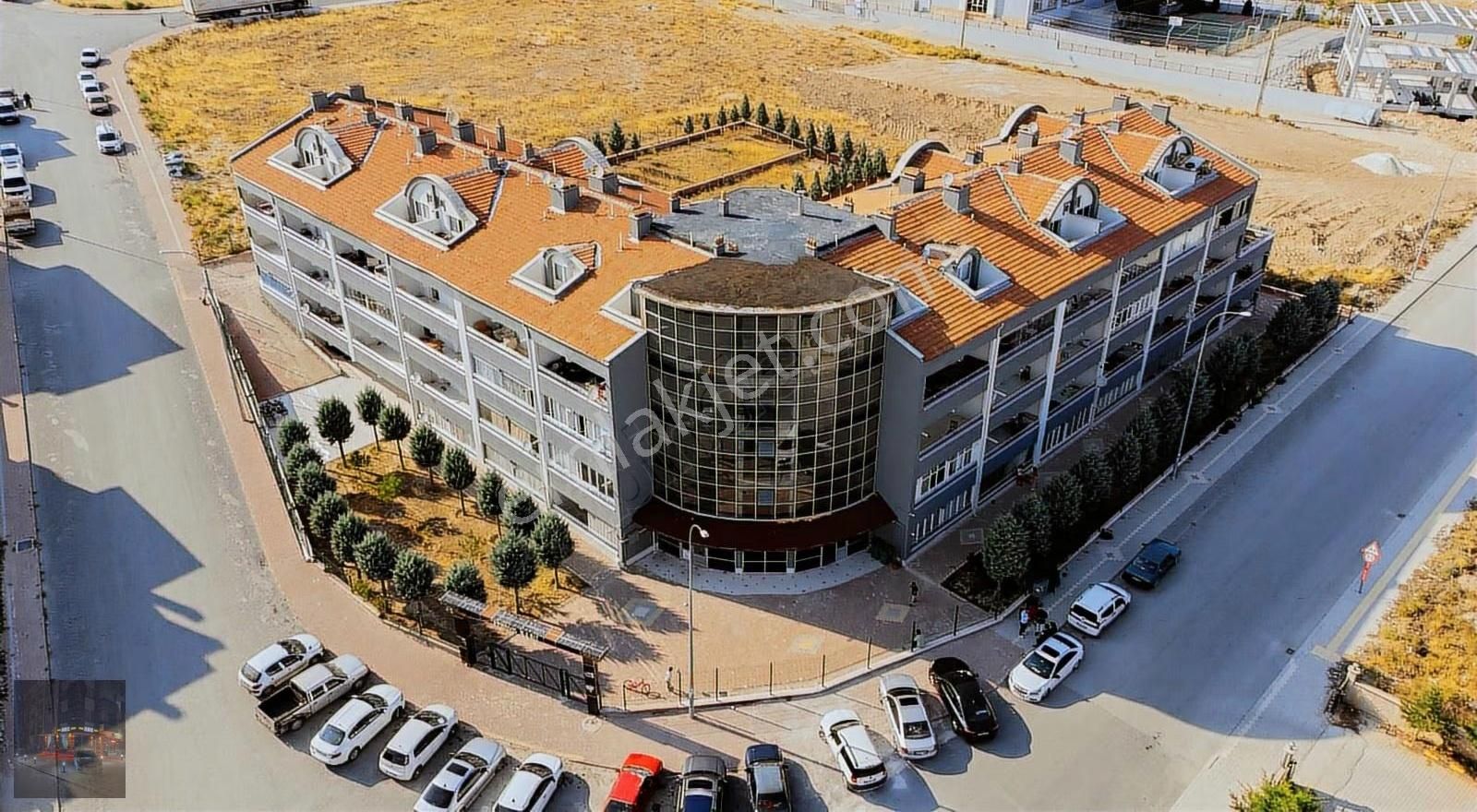 Kosova Mah 1+1 Eşyalı Kiralık Daire Servis Güzergahı Üzerinde - Görsel 11